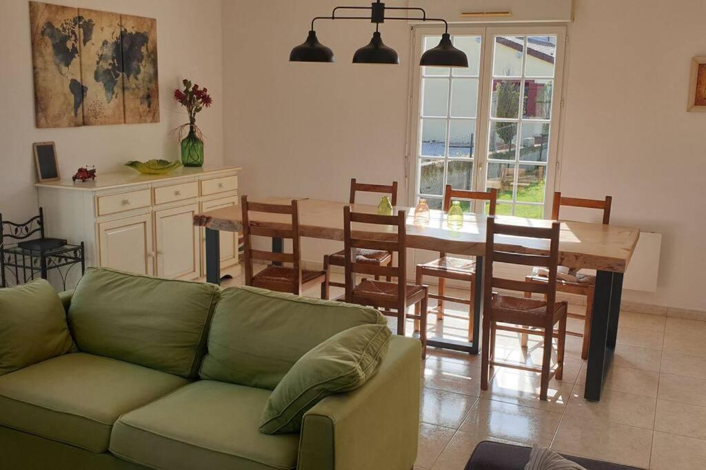 Le Bellevue A 1 H 30 De Paris Et 20 Km De Troyes Villa Estissac Eksteriør bilde